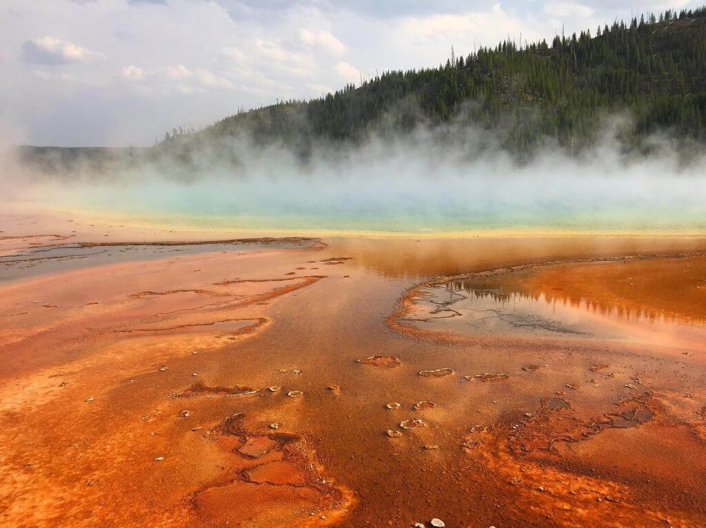 Top 12 Things to Do in Yellowstone National Park
