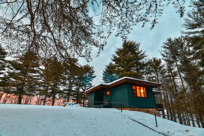 cabin, winter