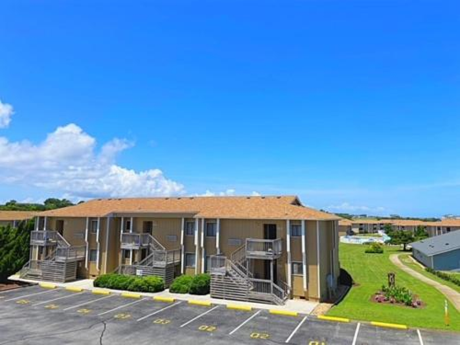 4727 N Croatan Hwy, Kitty Hawk, North Carolina, 2 Bedrooms Bedrooms, ,1 BathroomBathrooms,Resorts (Free),For Sale,N Croatan ,1107