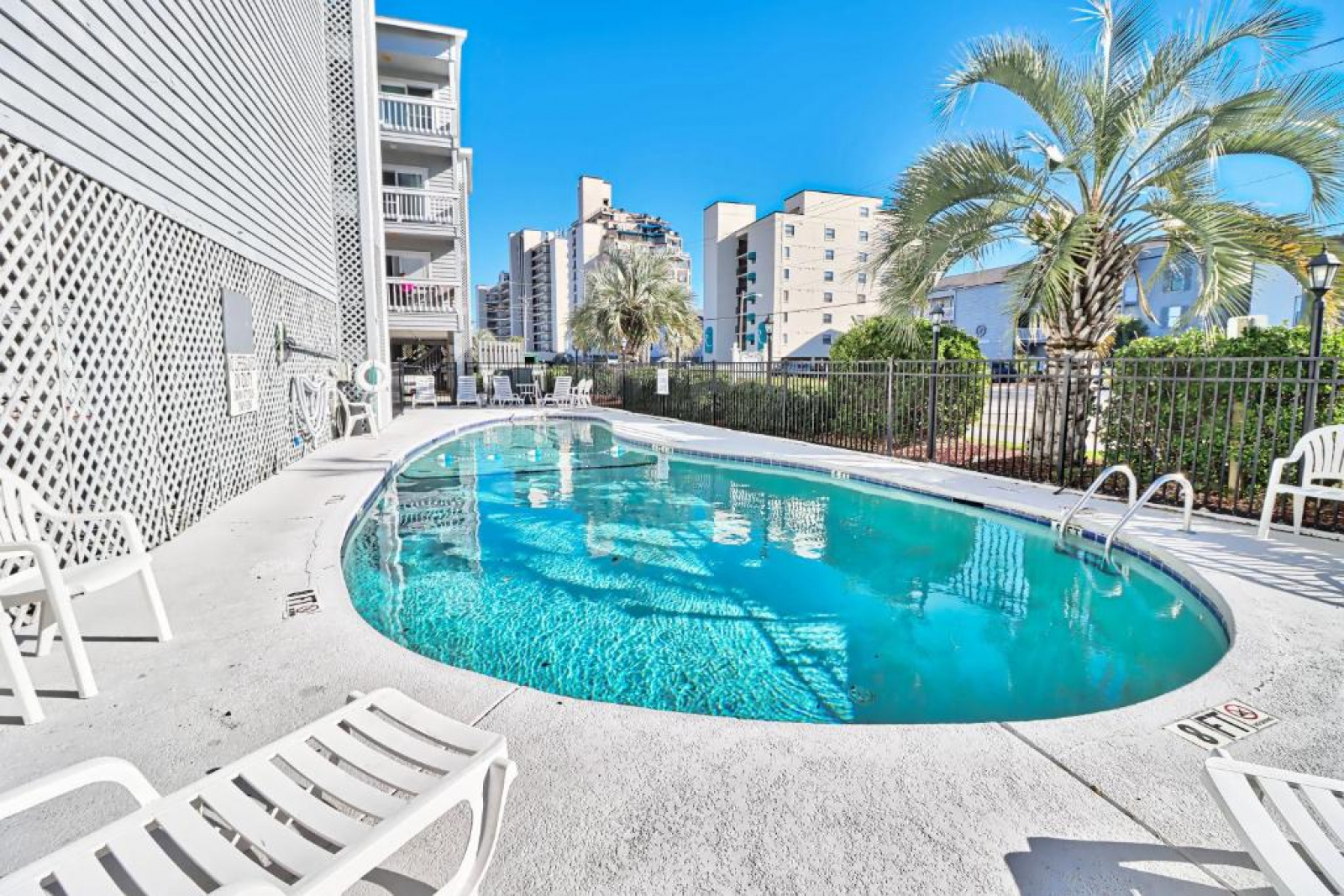 1425 N weccamaw Dr, Murrells Inlet, South Carolina, ,Resorts (Free),For Sale,N weccamaw,1478