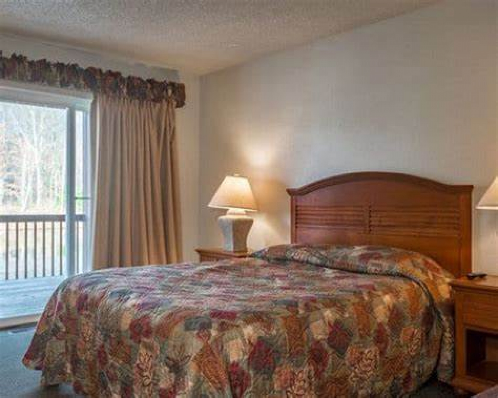 1 edge rock dr, Drums, Pennsylvania, ,Resorts (Free),For Sale,edge rock,1479