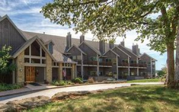 5129 West LongHollow road, Galena, Illinois, ,Resorts (Free),For Sale,West LongHollow,1549