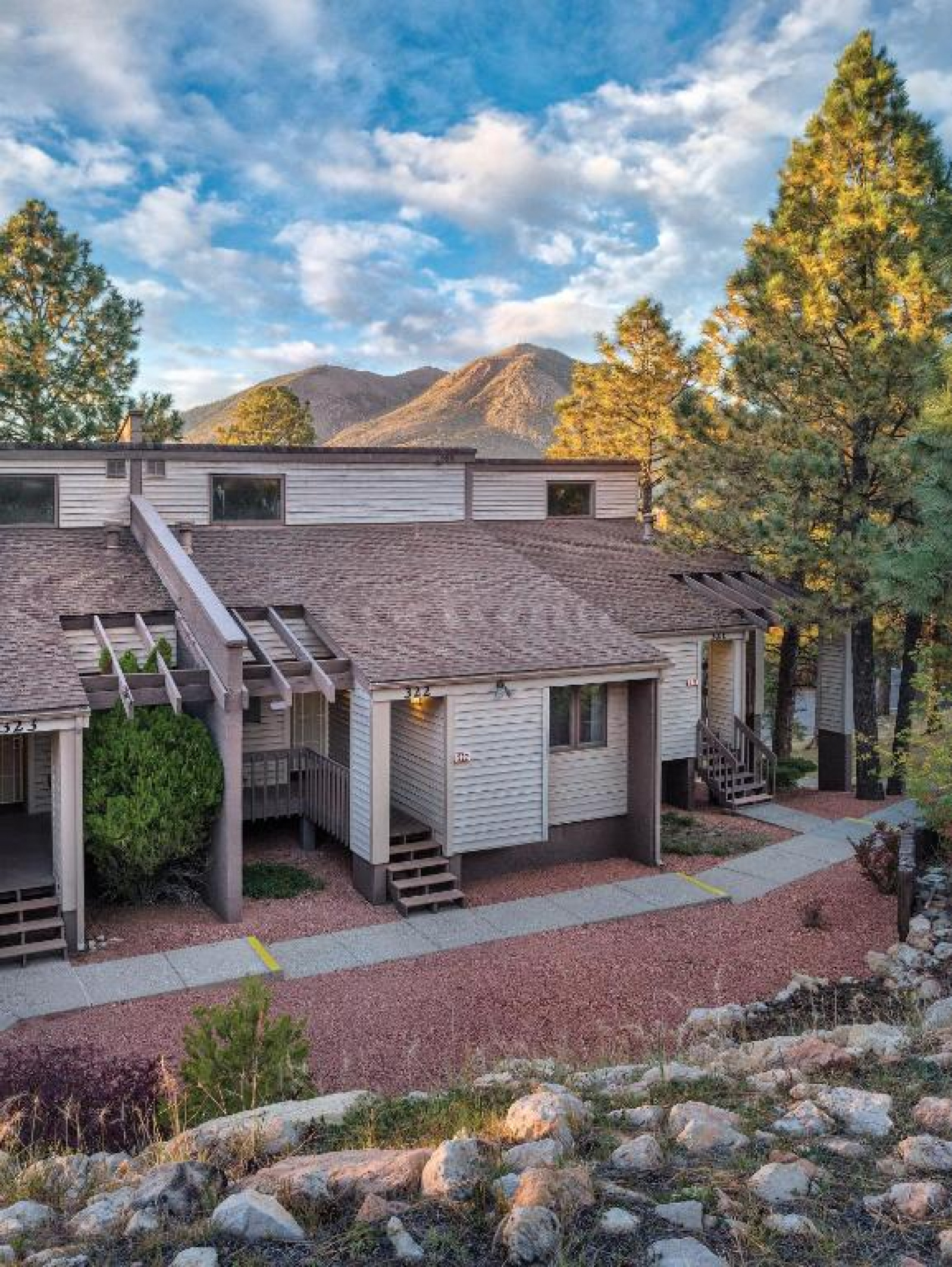 1900 North Country Club drive, Flagstaff, Arizona, ,Resorts (Free),For Sale,North Country Club,1551